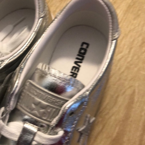 Converse women’s breakpoint ox silver sneakers - Picture 4 of 7